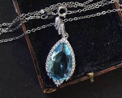 18K White Gold Plated Blue Topaz And Zircon Necklace - Vintage Style