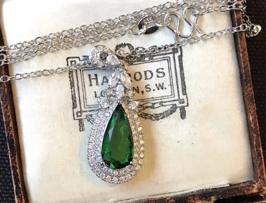 18K White Gold Plated Green Tourmaline And White Crystal Necklace - Vintage Style