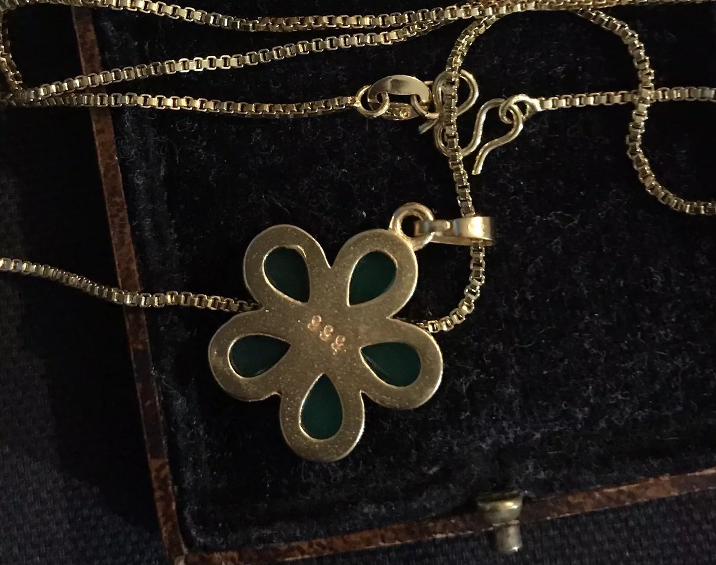 18K Gold Plated Green Chrysoprase Flower Necklace - Vintage Style